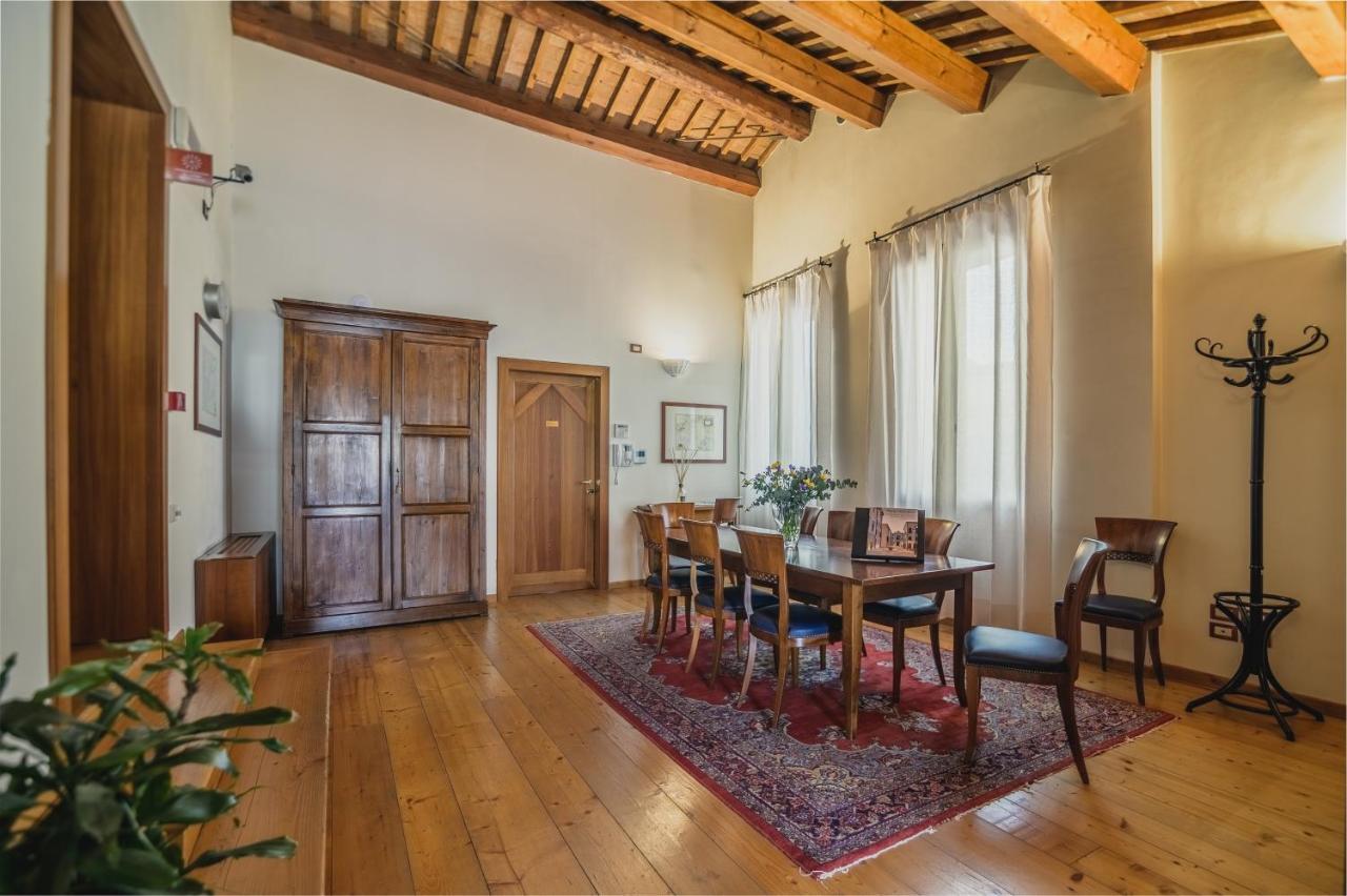 Le Camere Di Palazzo Bortolan Treviso Exterior foto